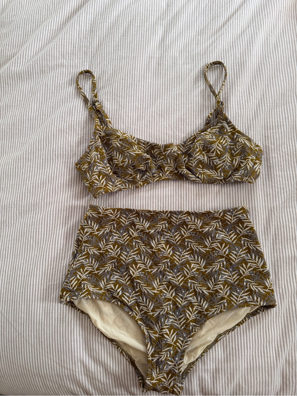 Pale Two-Piece High-Waist Bikini Set in Olive Leaf Print